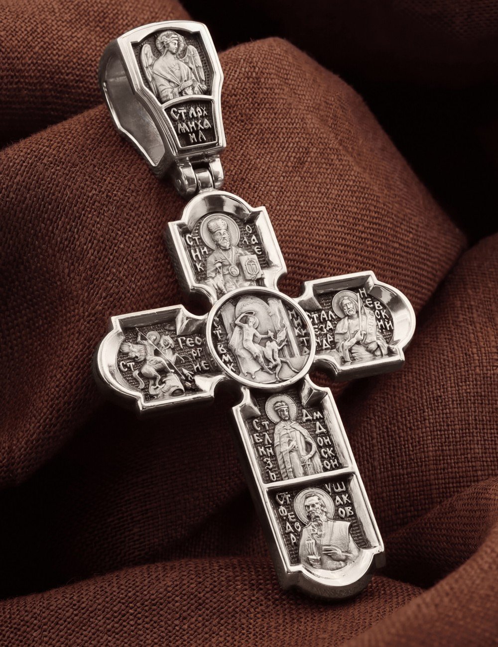 Крест из белого золота