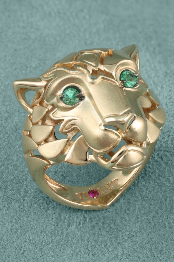 Кольцо из золота c изумрудом и рубином