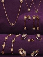 Серьги из золота c бриллиантами, ониксом и перламутром