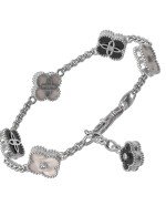 Браслет из белого золота c бриллиантами, ониксом и перламутром