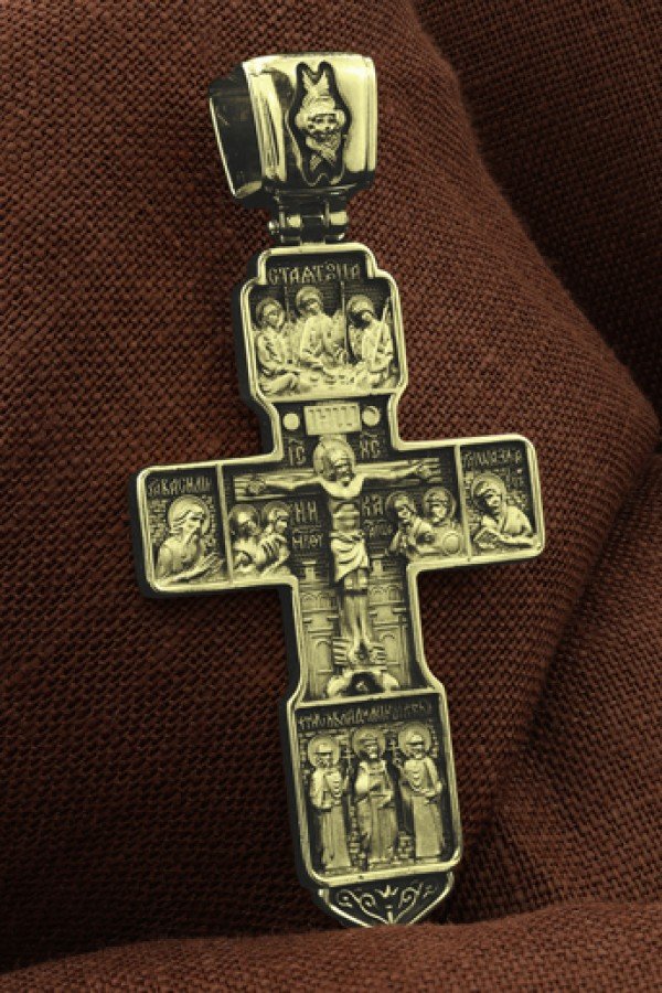 Крест из лимонного золота