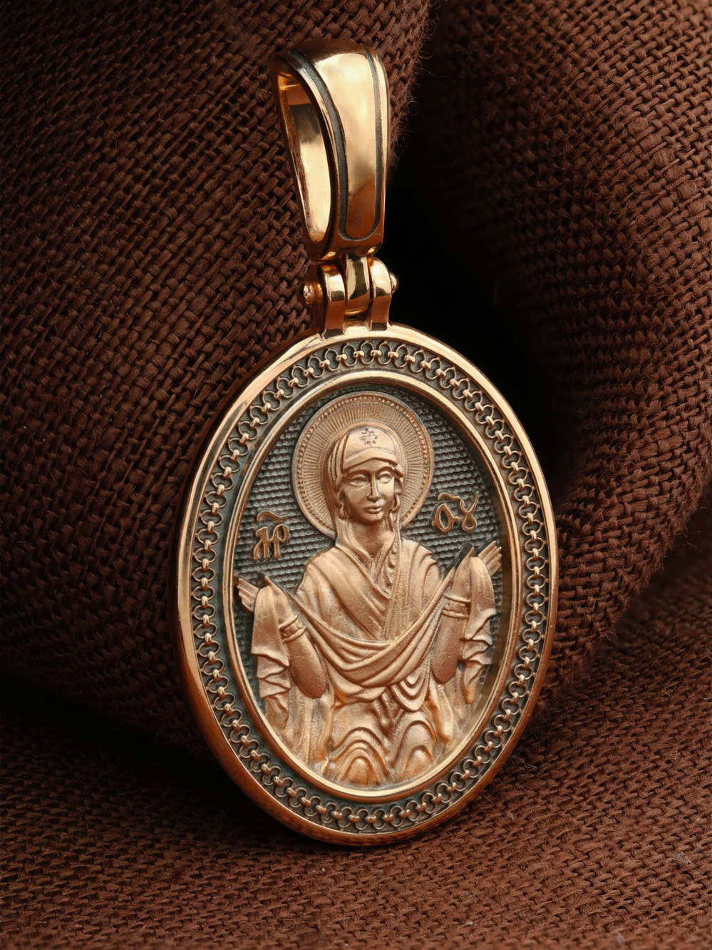 Нательная икона из красного золота 585 пробы