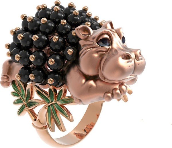 Кольцо из золота c эмалью и ониксом