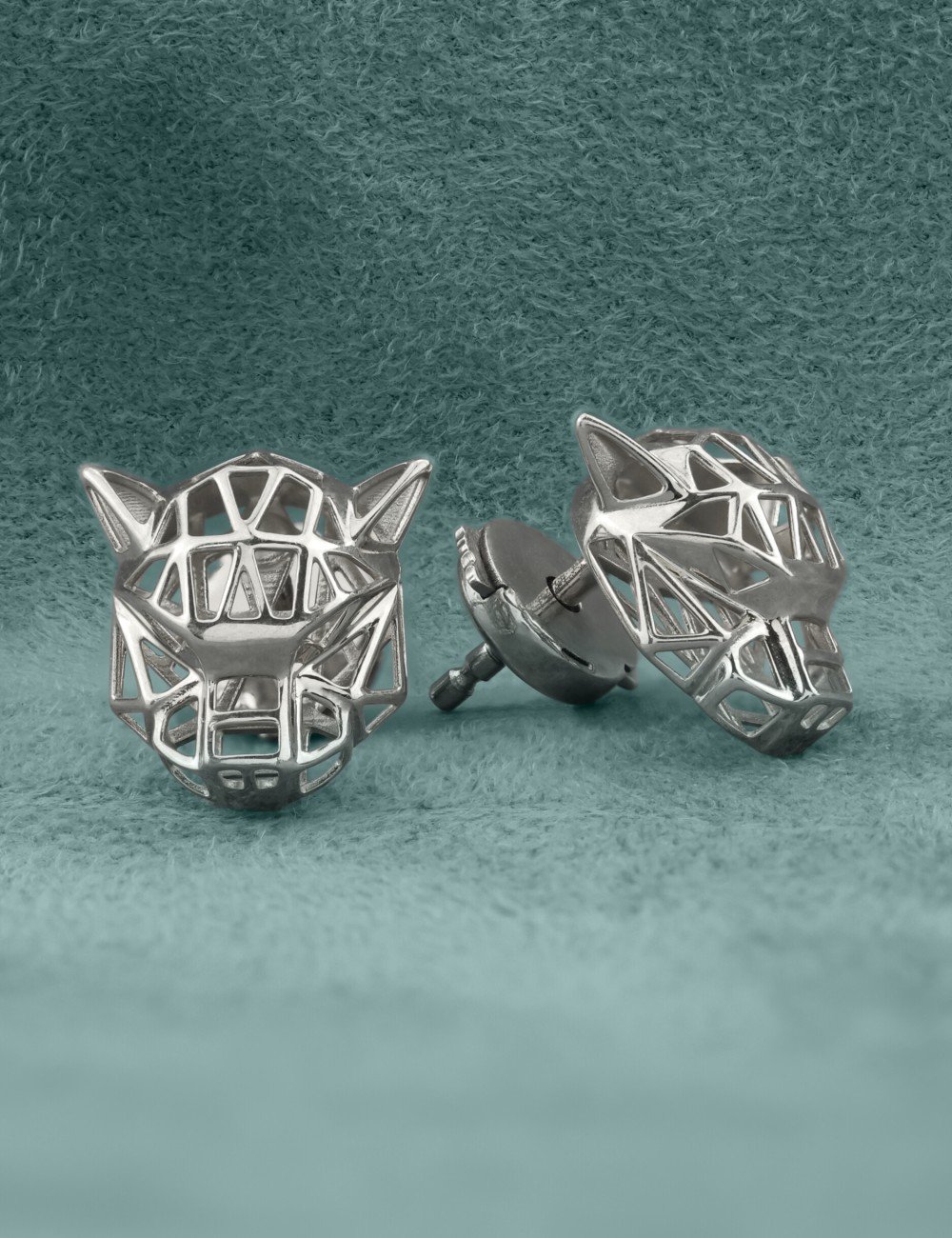 Серьги из белого золота