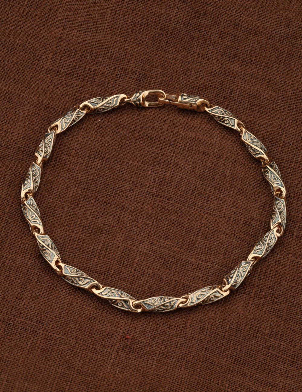 Браслет из золота