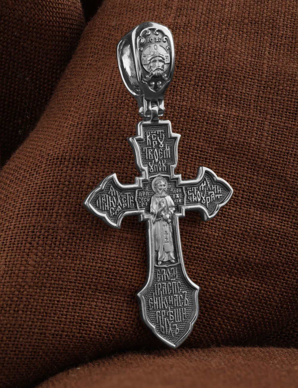 Крест из белого золота