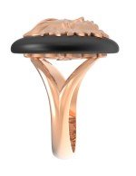 Кольцо из золота c ониксом