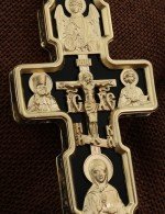 Крест из лимонного золота c ониксом