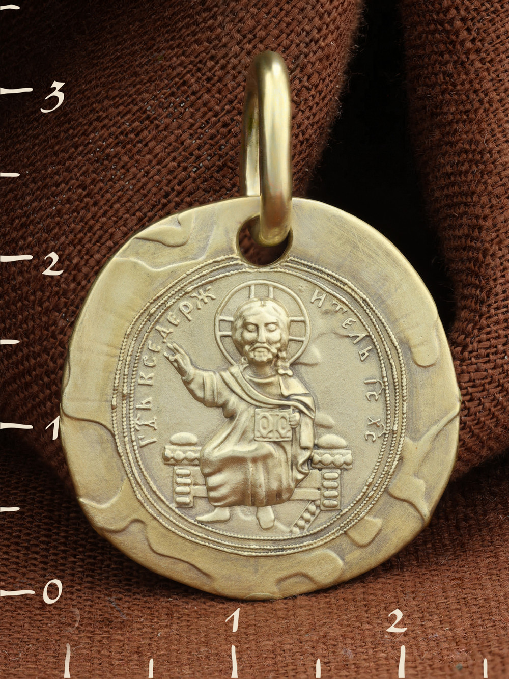 Нательная икона из зелёного золота 585 пробы