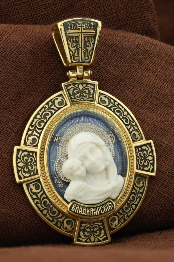 Образок из лимонного золота c эмалью и бивнем мамонта