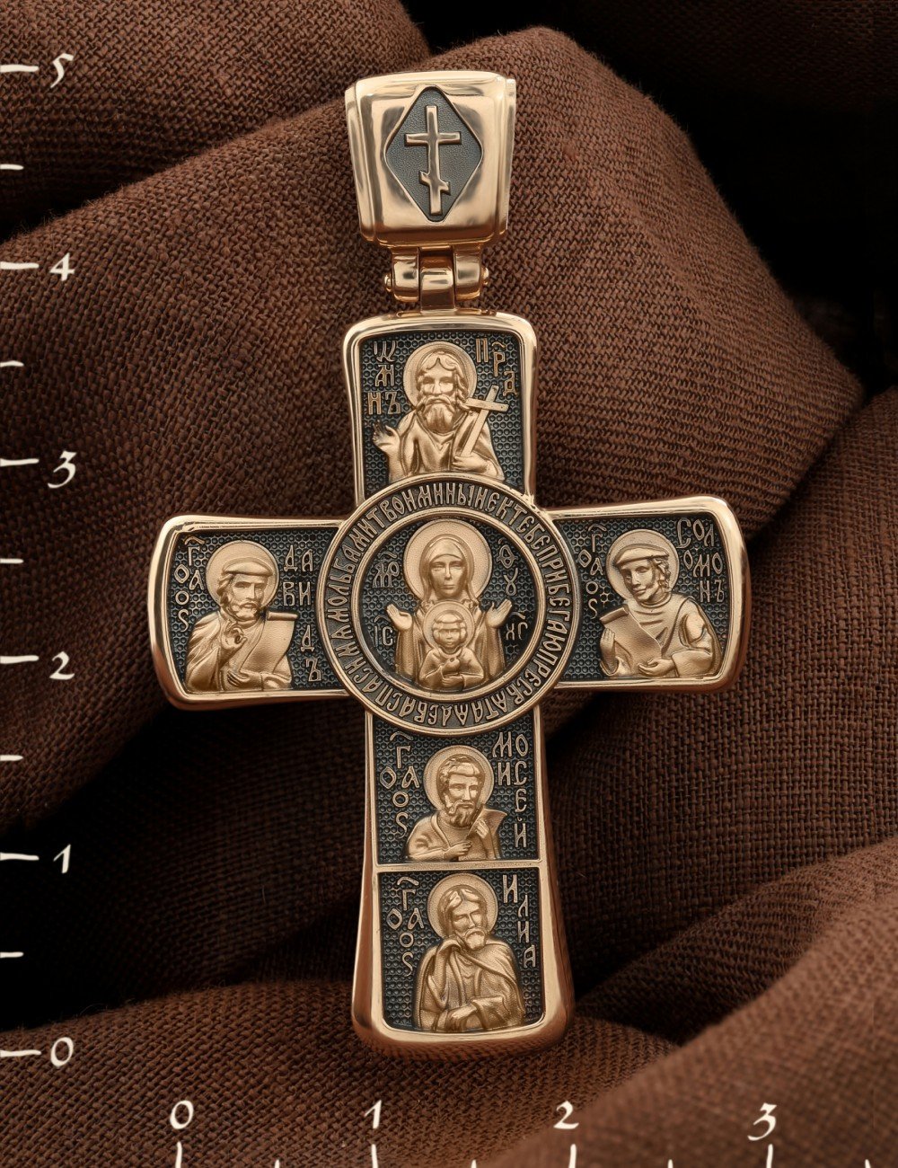 Крест из золота