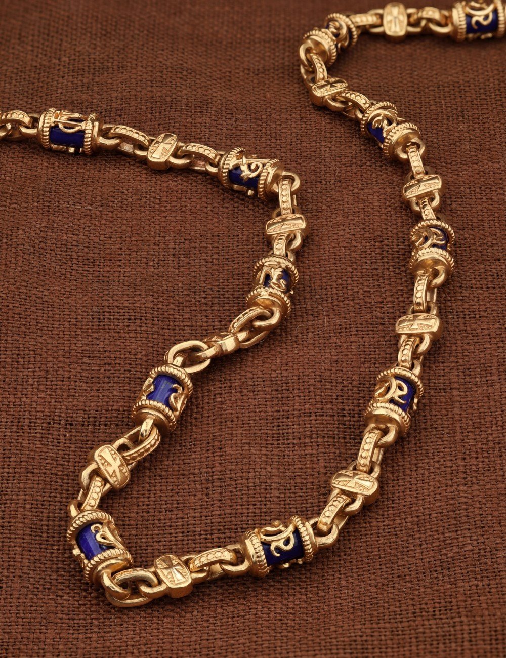 Цепь из золота c лазуритом