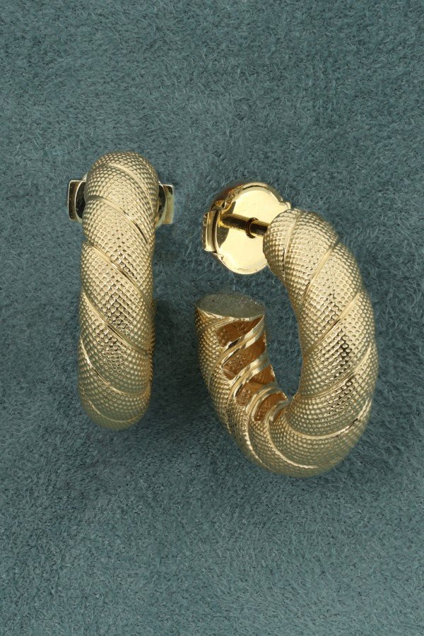 Серьги из лимонного золота