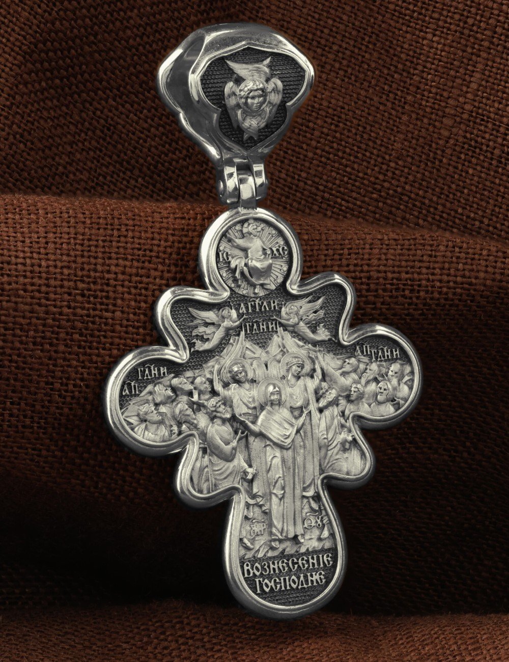 Крест из белого золота