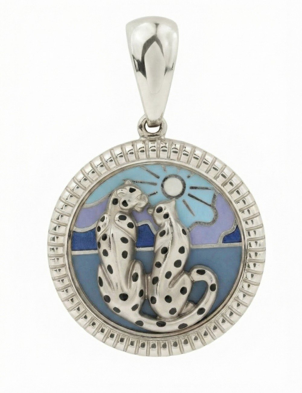 Подвеска из белого золота c эмалью