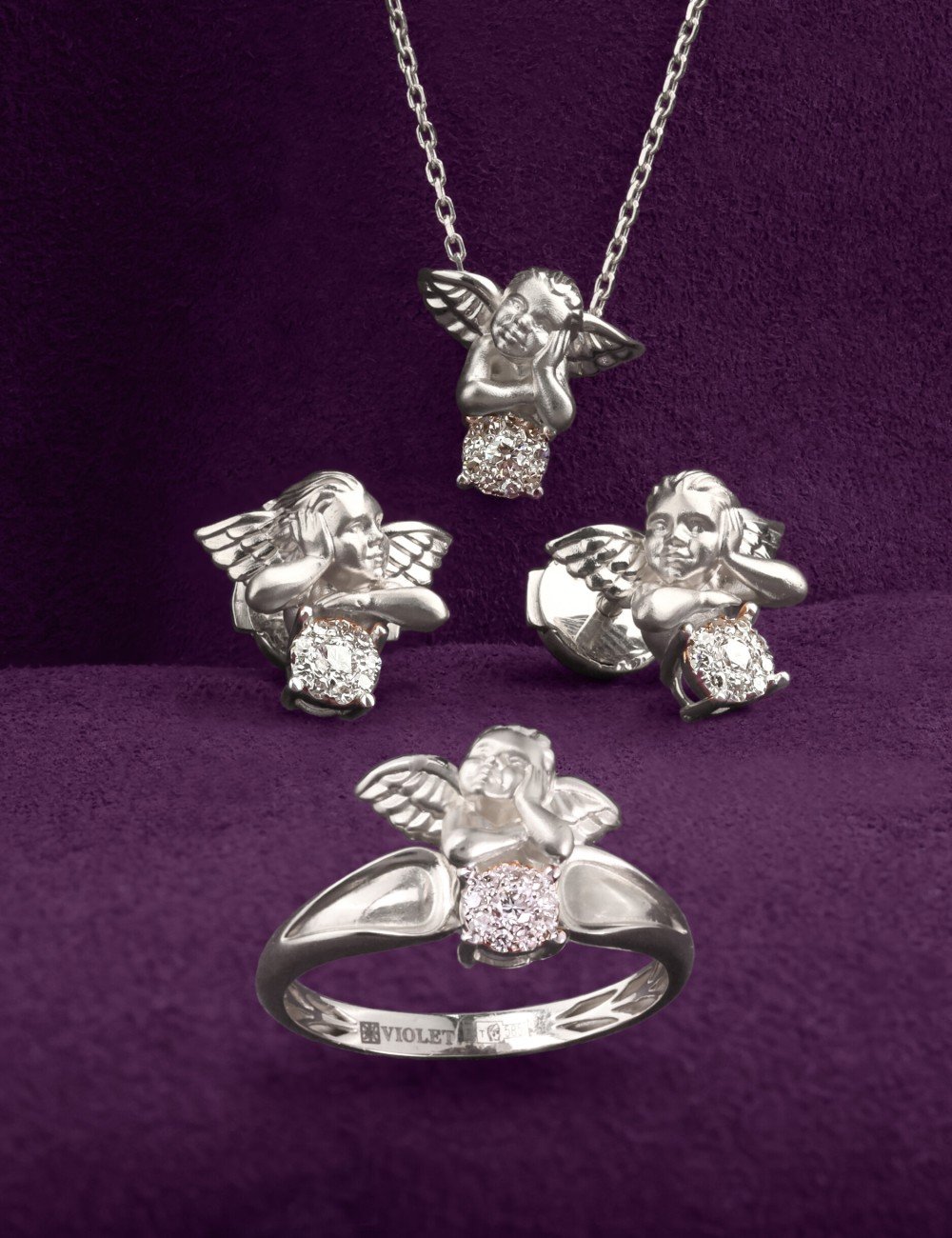 Колье из белого золота c бриллиантами