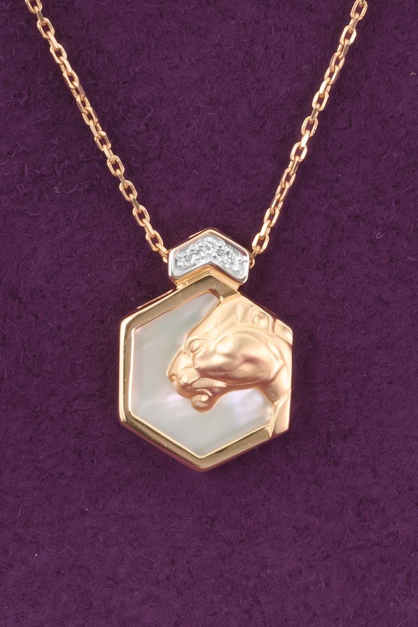 Колье из золота c бриллиантами и перламутром