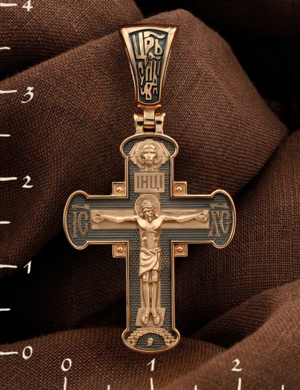 Крест из золота