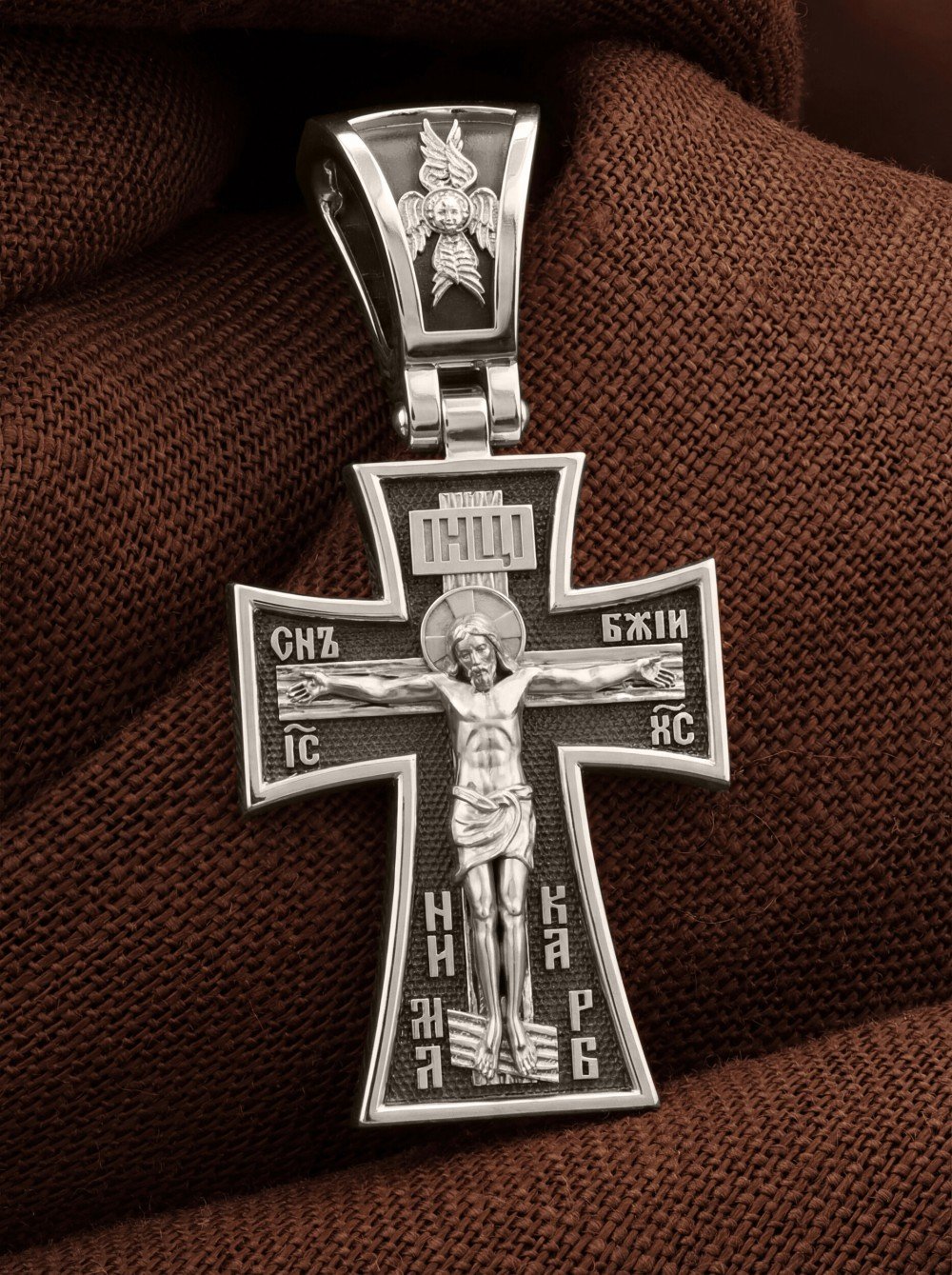 Крест из белого золота
