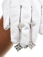 Серьги из белого золота c бриллиантами