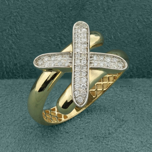 Кольцо из лимонного золота 585 пробы c бриллиантами