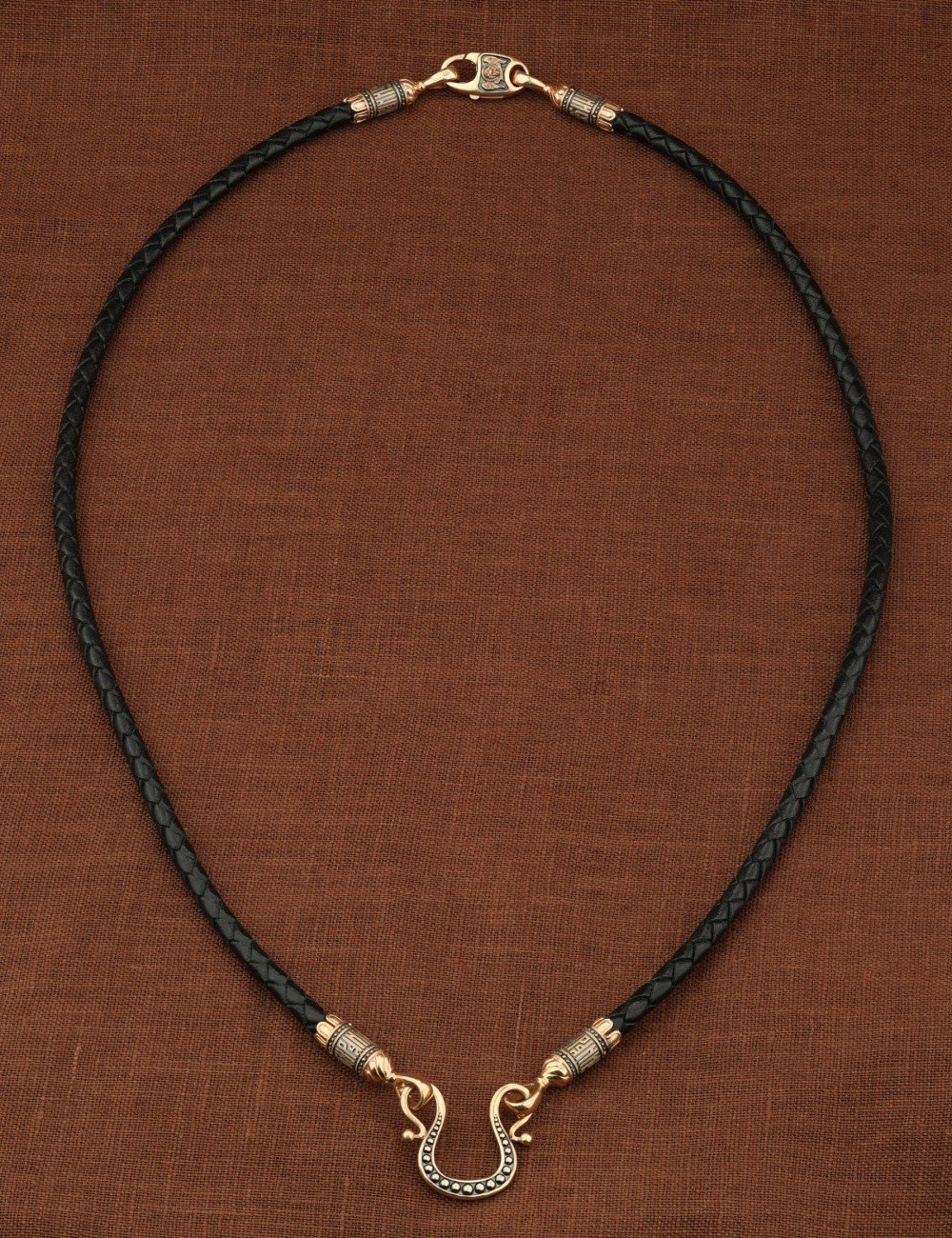 Гайтан из золота c кожаным шнурком