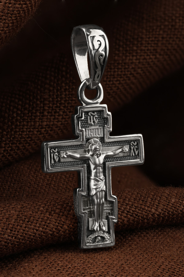 Крест из белого золота 585 пробы