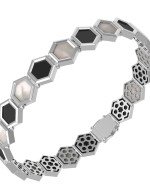 Браслет из белого золота c ониксом и перламутром