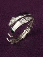 Кольцо из белого золота c бриллиантами