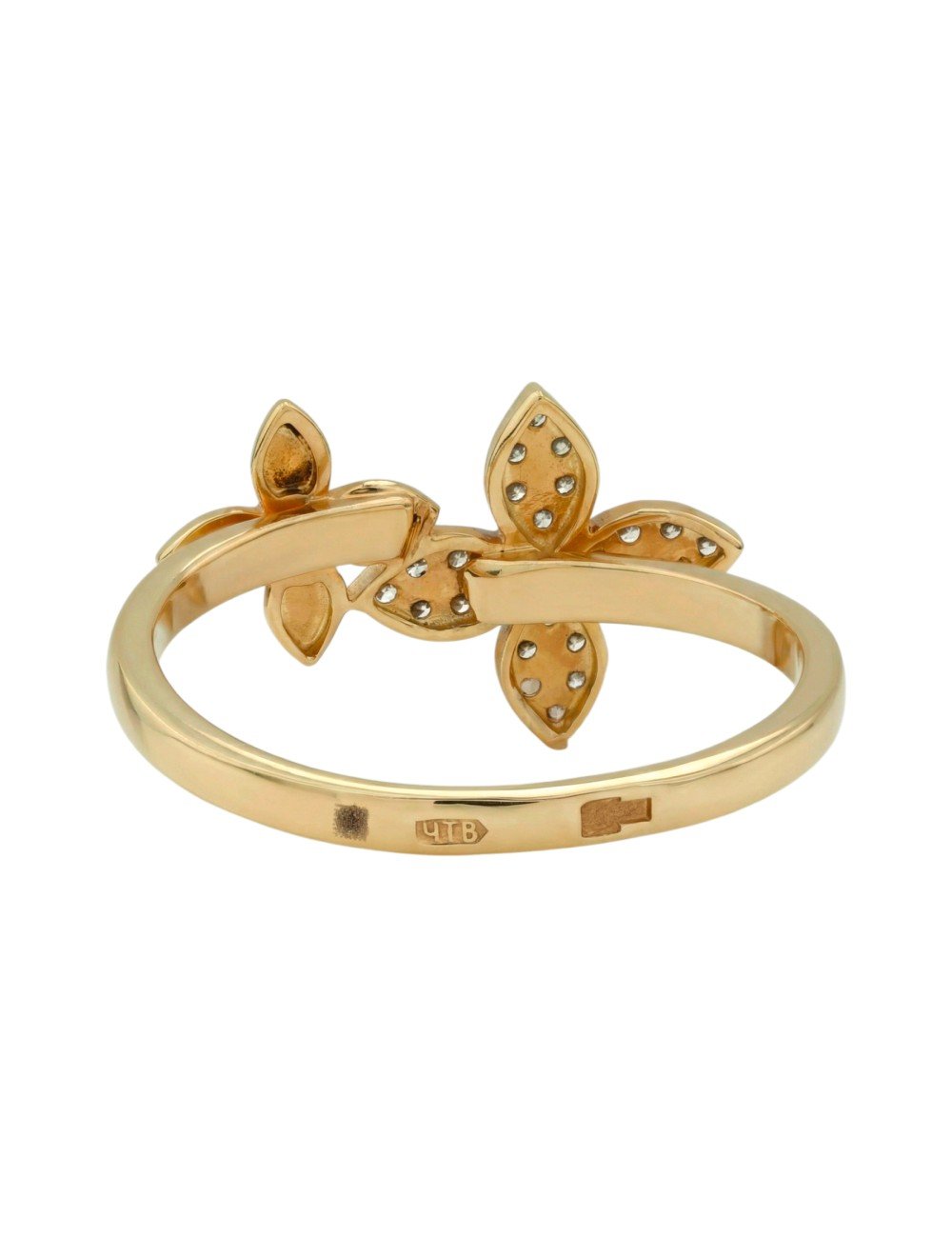 Кольцо из золота c бриллиантами