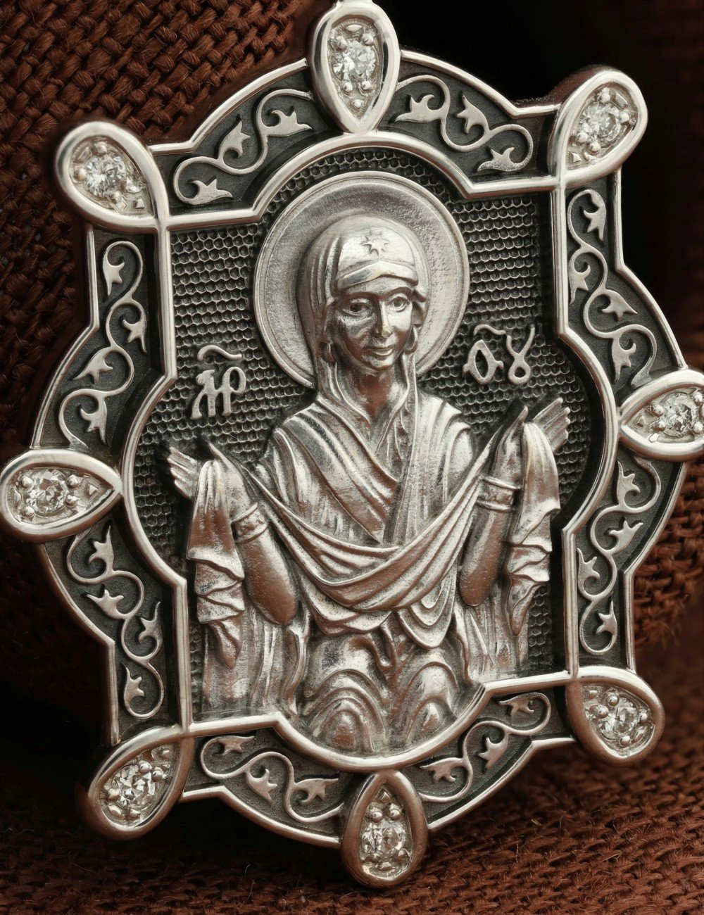 Образок из белого золота c бриллиантами