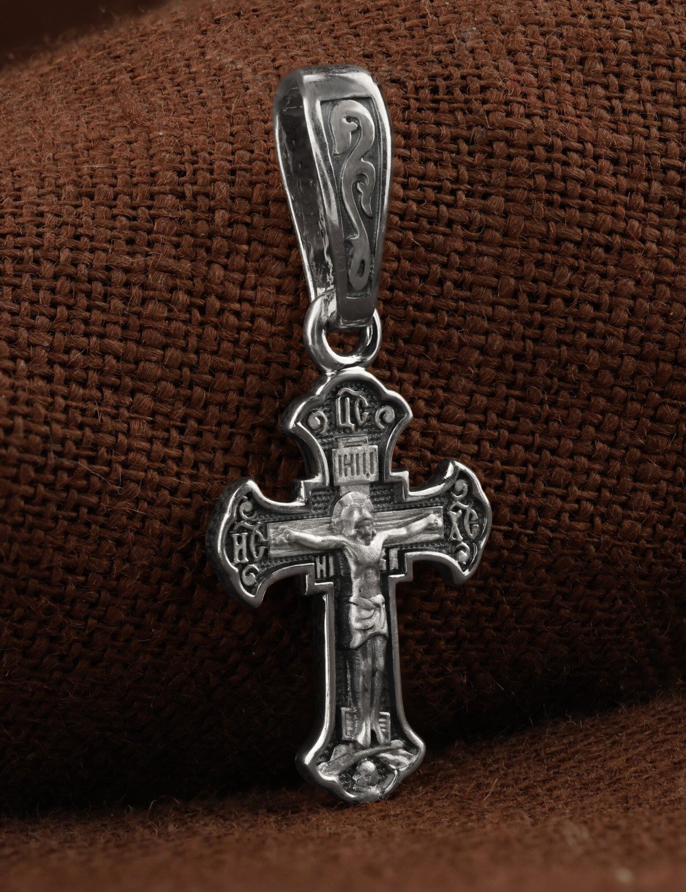 Крест из белого золота