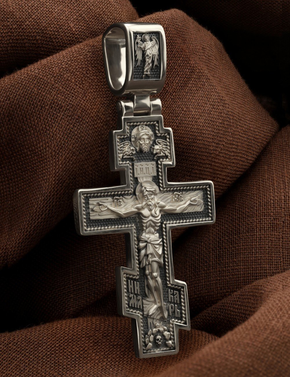 Крест из белого золота