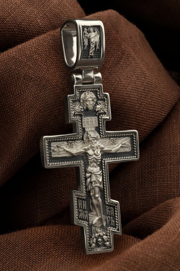 Крест из белого золота