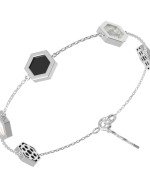 Браслет из белого золота c ониксом и перламутром