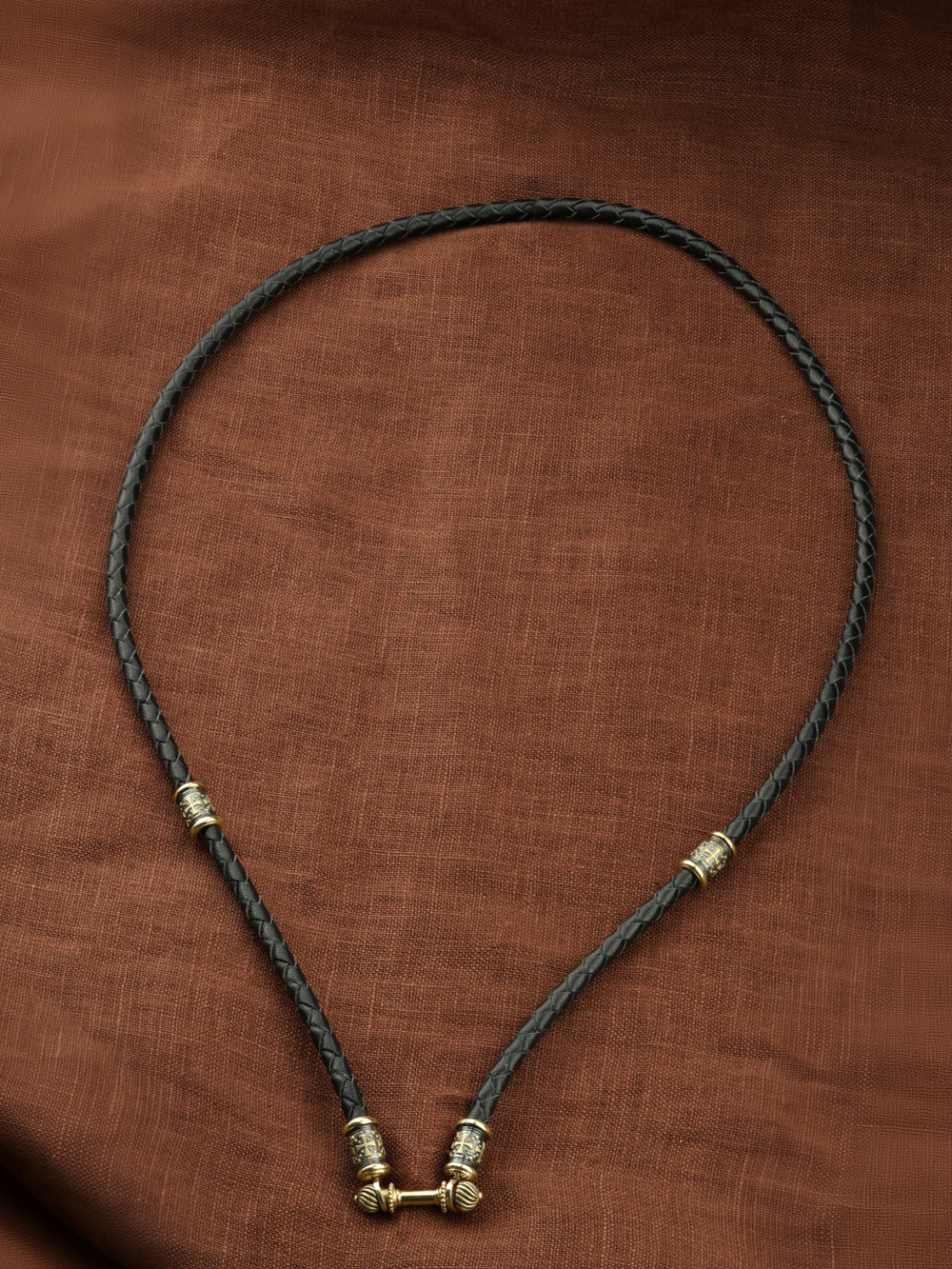 Цепь-шнурок кожа из лимонного золота 585 пробы c кожаным шнурком