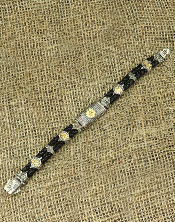 Браслет из серебра 925 пробы и золота 750 пробы c кожаным шнурком