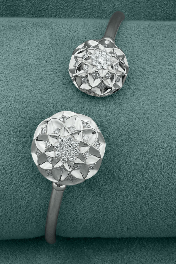 Браслет из белого золота 585 пробы c бриллиантами