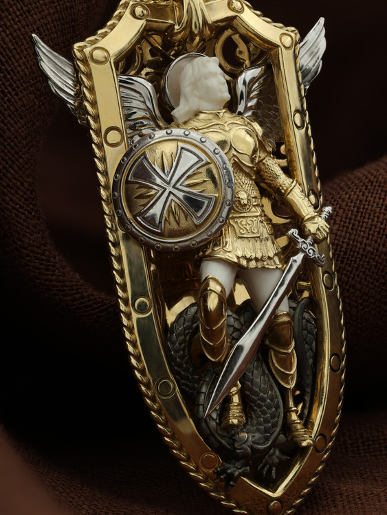 Нательная икона из лимонного золота 585 пробы c эмалью и бивнем мамонта