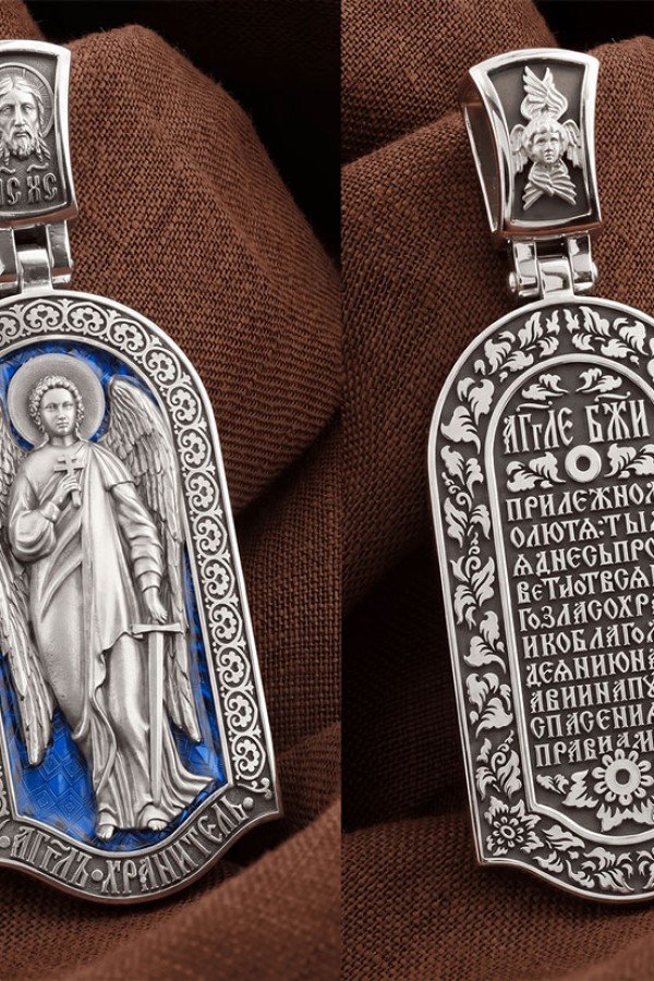 Образок из белого золота c эмалью