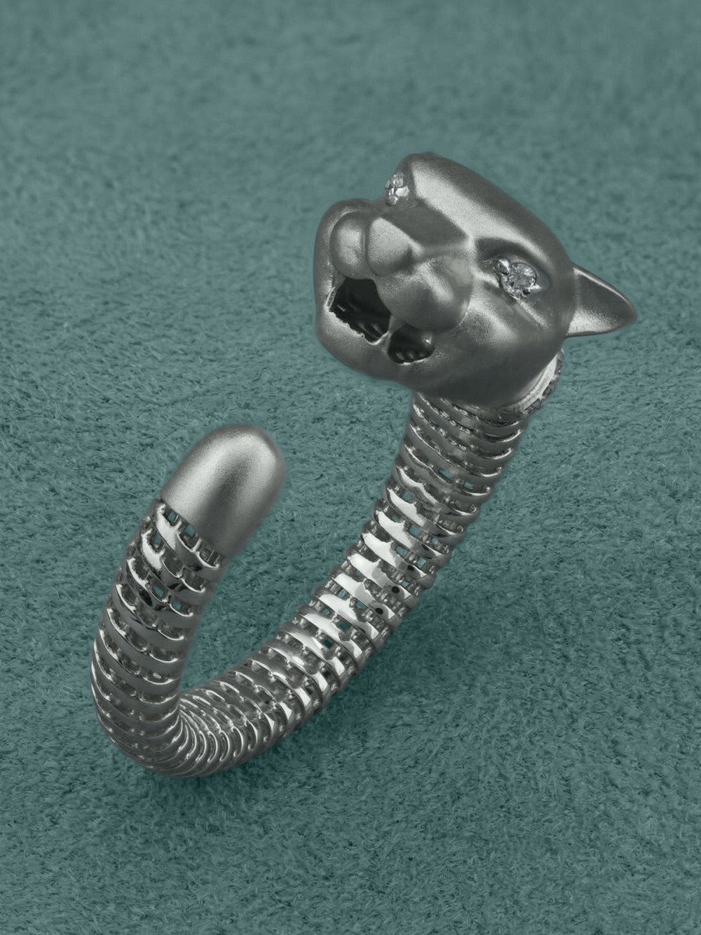 Кольцо из белого золота 585 пробы c бриллиантами