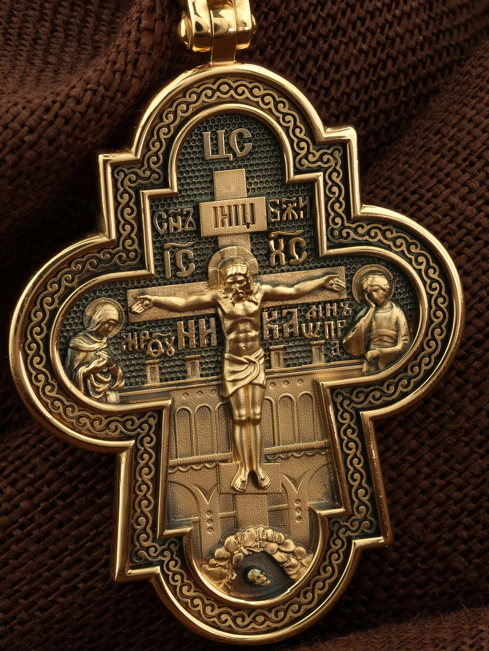 Крест из лимонного золота 585 пробы