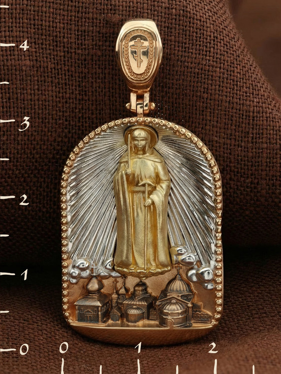 Нательная икона из красного золота 585 пробы c эмалью