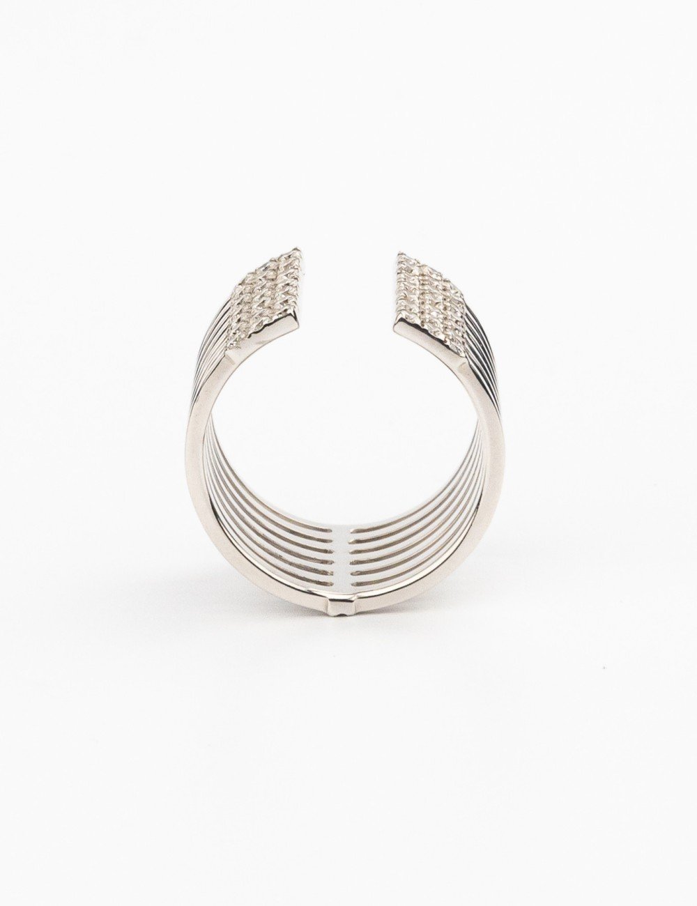 Кольцо из белого золота c бриллиантами