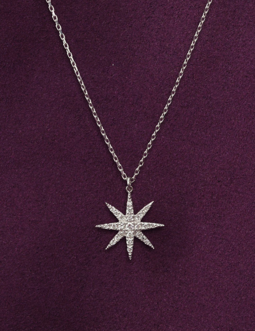 Колье из белого золота c бриллиантами