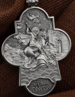 Крест из белого золота