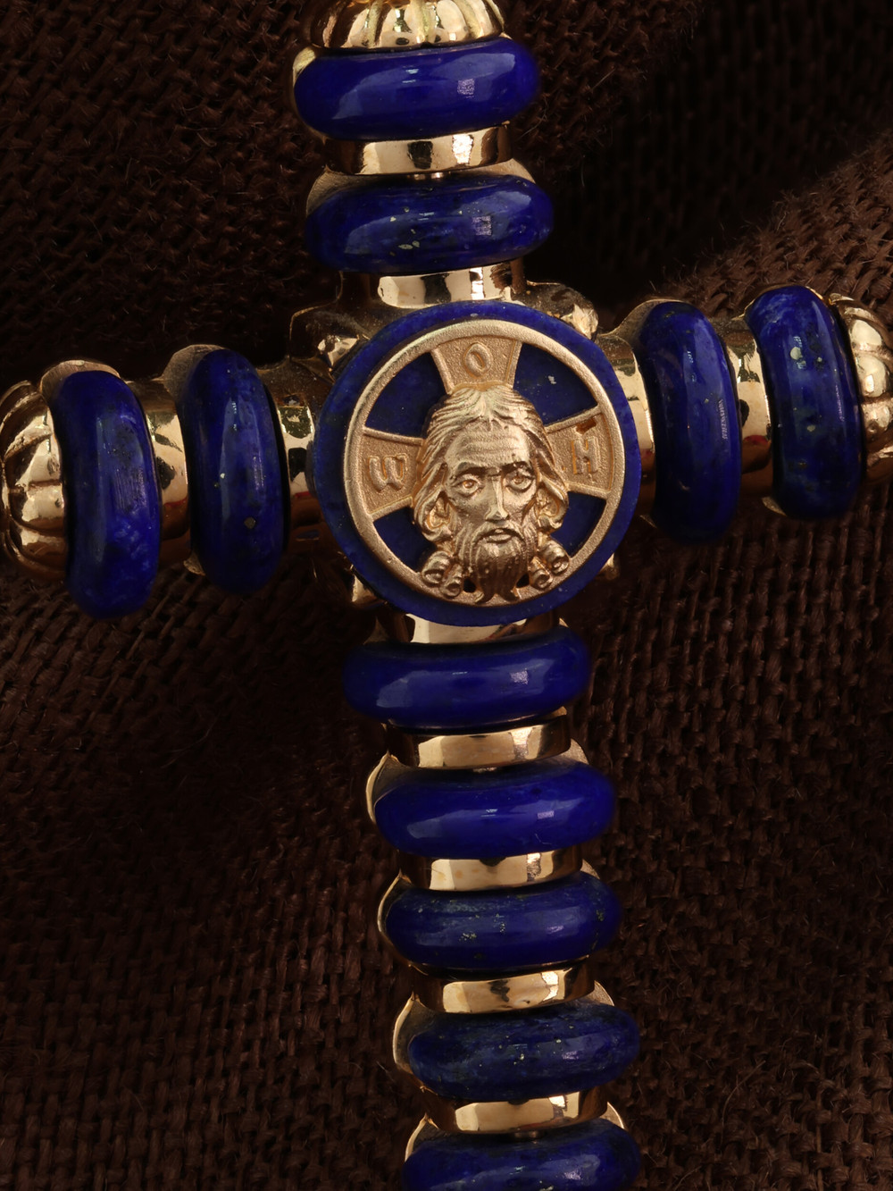 Крест из красного золота 585 пробы c лазуритом