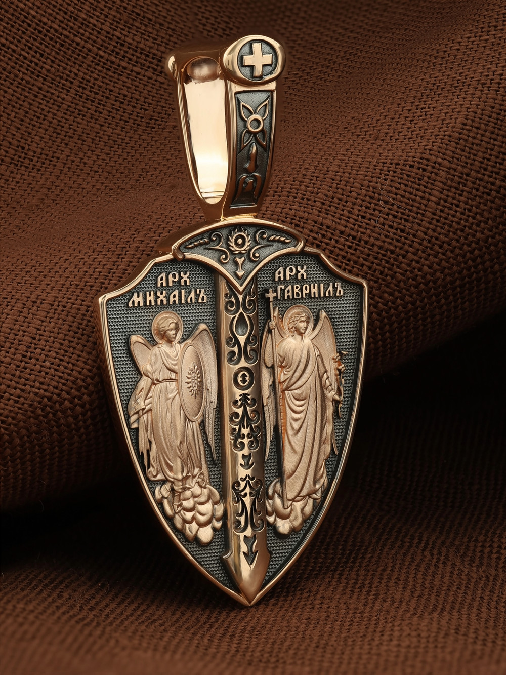 Нательная икона из красного золота 585 пробы