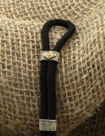 Браслет из серебра и золота c шёлковым шнурком