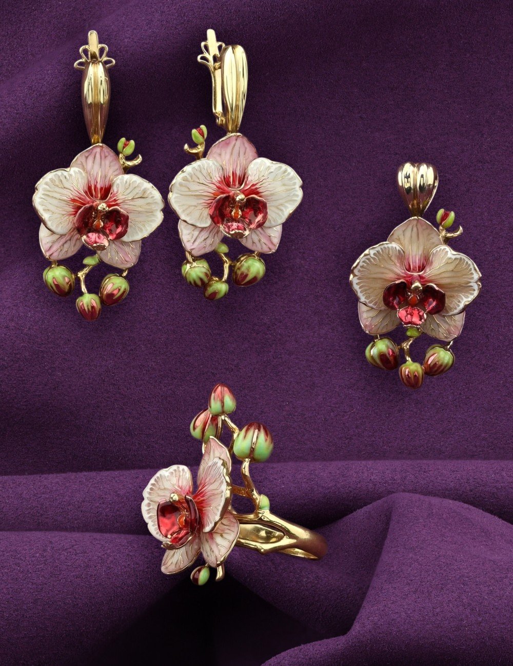 Серьги из лимонного золота c эмалью